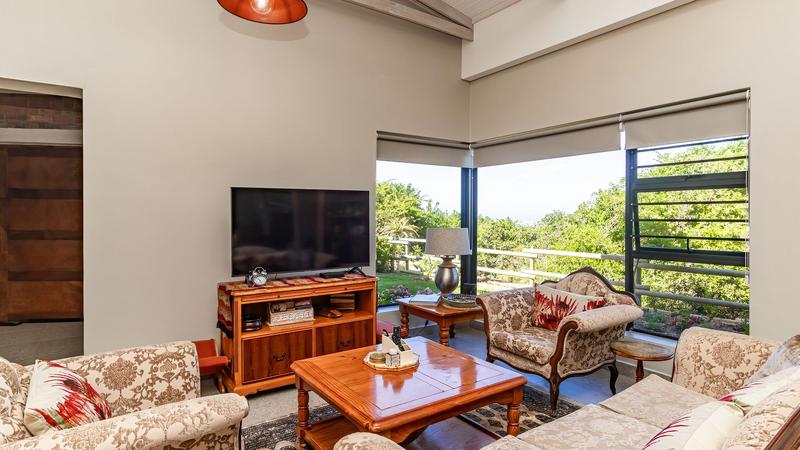 3 Bedroom Property for Sale in Outeniqua Strand Western Cape